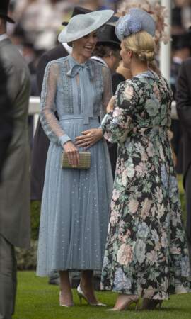 Kate Middleton dans une robe bleu transparente au Royal Ascot