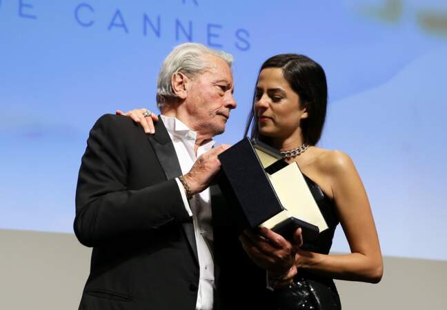 Alain Delon au Festival de Cannes pour recevoir sa Palme d'Or d'honneur, avec Anouchka Delon, le 19 mai 2019