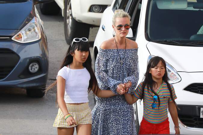Laeticia Hallyday et ses filles, Jade et Joy