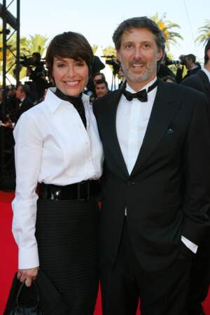 Le couple se dit "oui" en 2007 à Trouville. La même année, ils montent les marchent du Festival de Cannes ensemble.