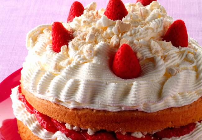 Gâteau aux fraises et chantilly