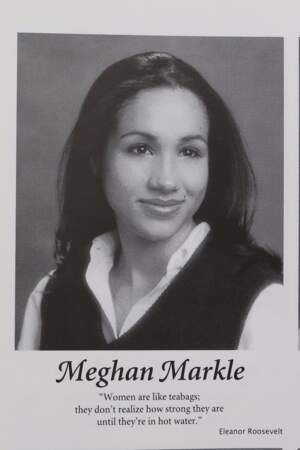 Meghan Markle fréquente ensuite le lycée "Immaculate Heart", un établissement réservé aux filles, à Los Angeles.