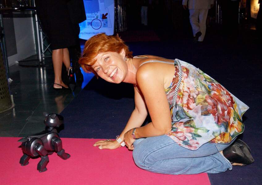 Véronique Genest en 2003 lors de la soirée d'inauguration "Sony Dream World"