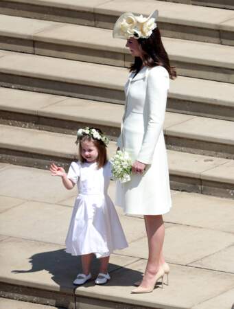 La Princesse Charlotte adorable aux côtés de sa mère, Kate Middleton