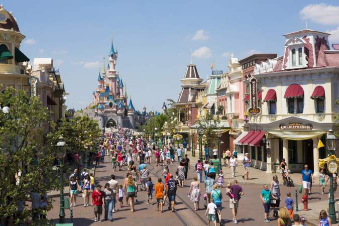 1. Disneyland, Paris, France
