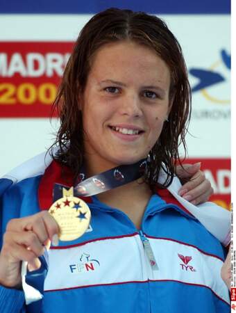 Aux championnats d'Europe à Madrid, elle gagne la médaille d'Or pour le 100 mètre dos, en 2004.