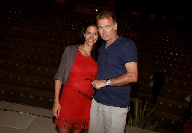 Franck Dubosc et sa femme Danièle enceinte à Ramatuelle le 10 juillet 2012.
