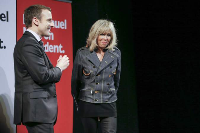 Emmanuel Macron et Brigitte Macron s'affichent ensemble pour la bonne cause