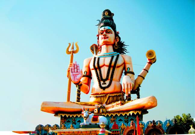 Statue de Shiva à Omkareshwar