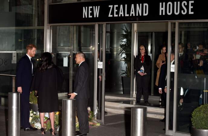 Meghan Markle et le prince Harry rendent hommage aux victimes de la tuerie de Christchurch