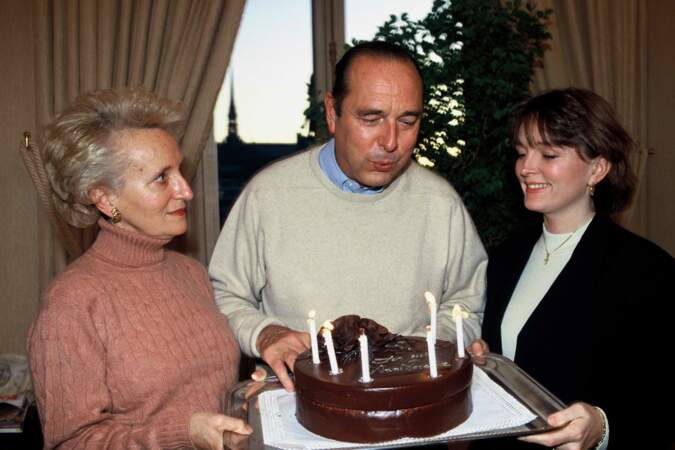 ...  fête ses 60 ans, à l'Hôtel de Ville de Paris, le 29 novembre 1992.