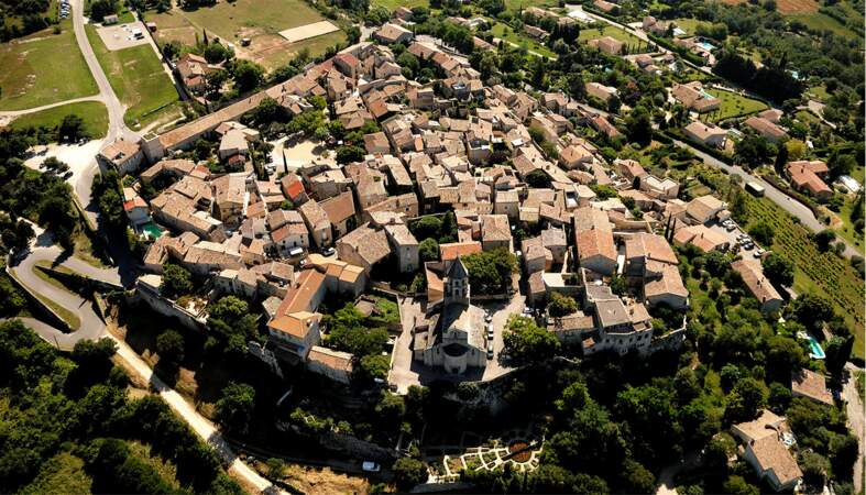 La Garde-Adhémar, commune de la Drôme située au cœur de la première terre trufficole au monde