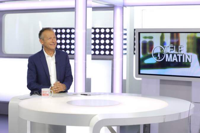 Sur France 2, c'est Laurent Bignolas qui présente désormais "Télématin"