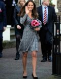 Kate Middleton : la robe portefeuille Max Mara