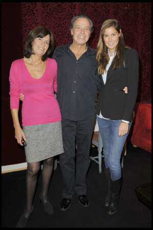 Michel Leeb, sa femme Béatrice et leur fille Fanny à la générale de "Douze hommes en colère" le 11 octobre 2009.