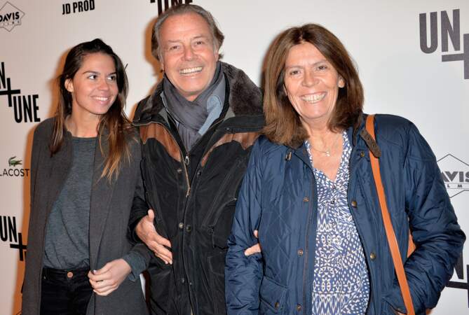 Michel Leeb avec sa femme Béatrice et leur fille Elsa à l'avant-première de "Un + Une" le 23 novembre 2015.