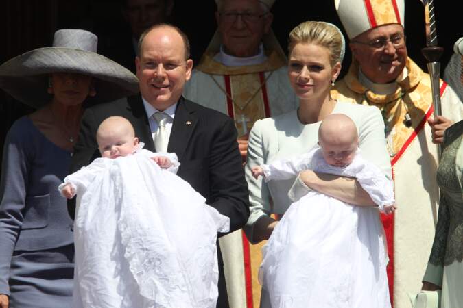 Le jour du baptême de Jacques et Gabriella, les enfants d'Albert II de Monaco et de Charlène en 2015.