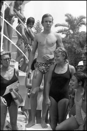 Le prince Albert de Monaco, en maillot de bain, lors du championnat de Monte-Carlo en 1972