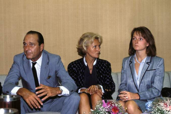 Jacques Chirac, sa femme Bernadette et leur fille Claude à Paris le 20 mars 1986.