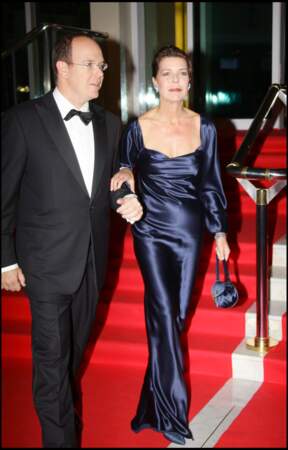 Le prince Albert de Monaco et sa soeur Caroline lors d'une soirée  de gala en 2007.