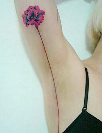 Armpit tattoo : 