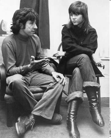 Jane Fonda divorce en 1972 de de Roger Vadim et épouse en 1973 le sénateur Tom Hayden