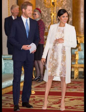 Robe vaporeuse et robe brocart : duel mode au sommet entre Kate Middleton et Meghan Markle