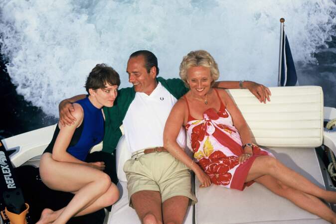 Jacques Chirac en vacances avec sa femme Bernadette et leur fille Claude...