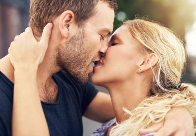 Quant aux Allemands et aux Suédois, ils s'embrassent en moyenne…