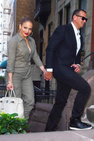 Jennifer Lopez et Alex Rodriguez arrivent à un dîner dans une résidence privée à New York le 25 aout 2017.