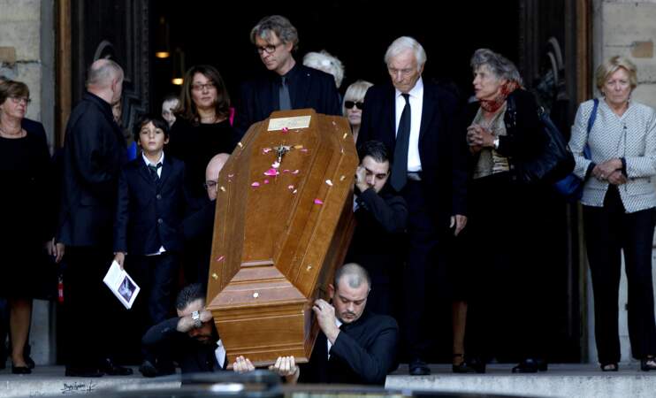 Tous réunis pour les obsèques de Sylvie Joly