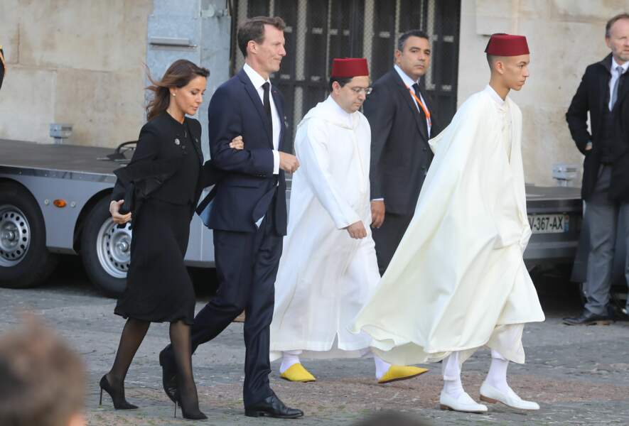 ... aux cotés du prince Moulay El Hassan du Maroc.
