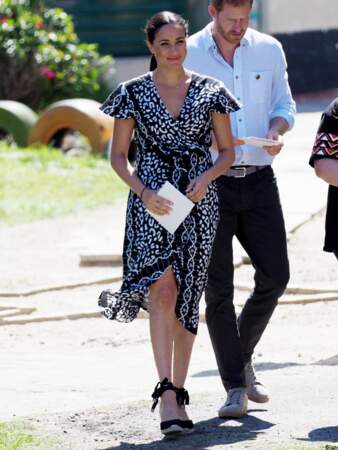 Meghan Markle fait sensation en Afrique du Sud au bras du prince Harry