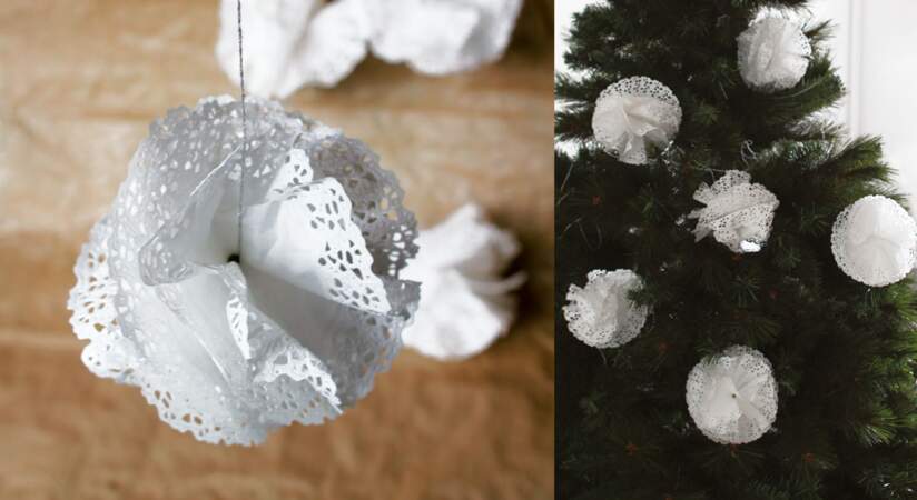 Des boules de Noël en papier façon flocons