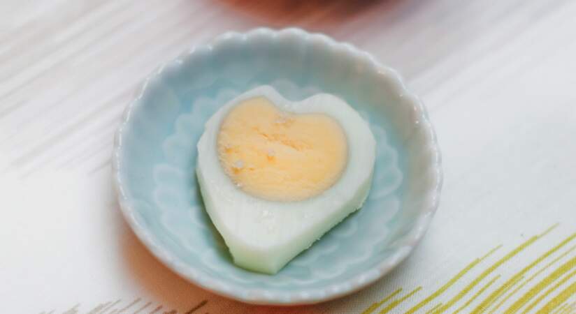 Comment faire des oeufs en forme de coeur ?
