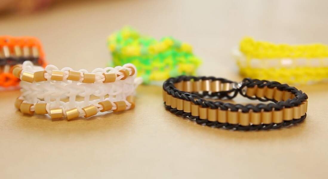 Un bracelet triple simple avec des perles