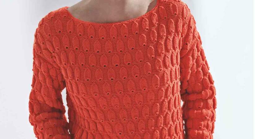 Mon pull relief orange au tricot