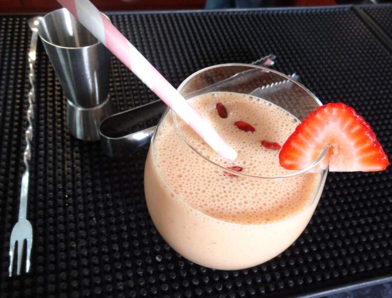 Cocktail tonus fraise et baies de Godji