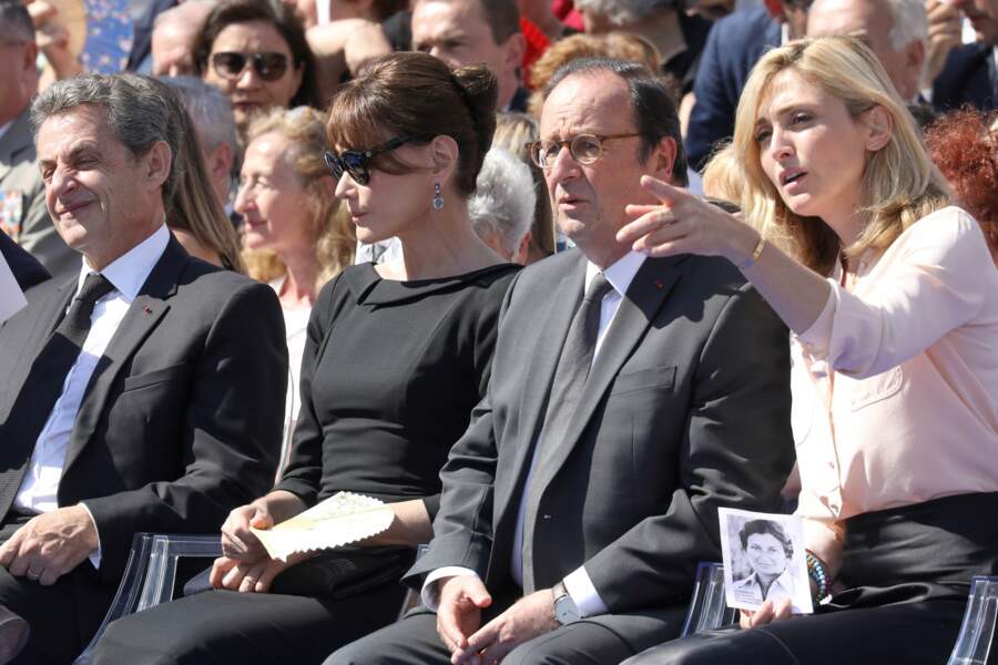 Nicolas Sarkozy et Carla Bruni ainsi que Françaois Hollande et sa compagne Julie Gayet avaient fait le déplacement 