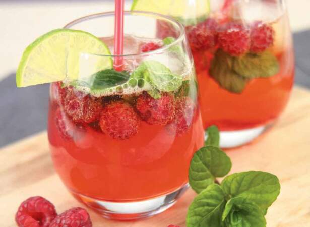Cocktail cidre rosé et framboises