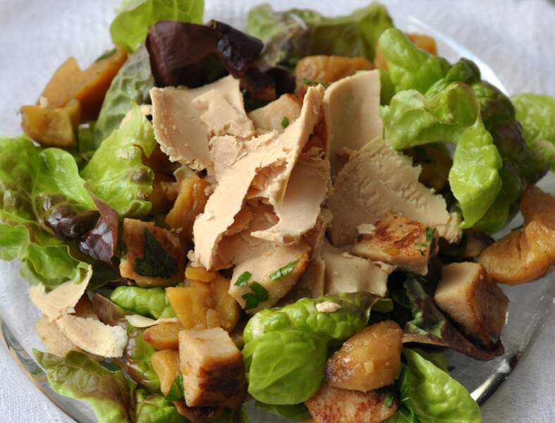 Salade au boudin blanc, châtaignes et foie gras
