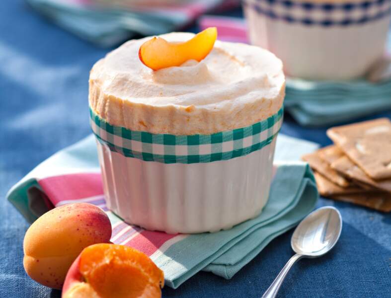 Soufflé glacé aux abricots