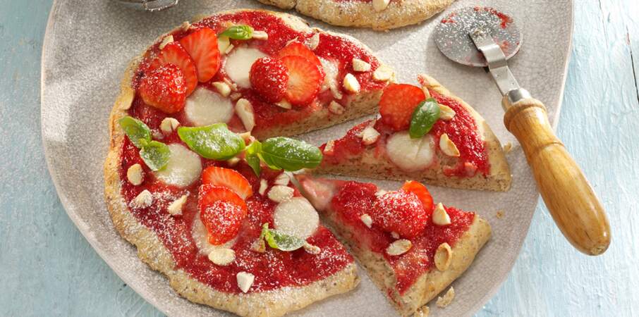 Pizza aux fraises et chocolat blanc