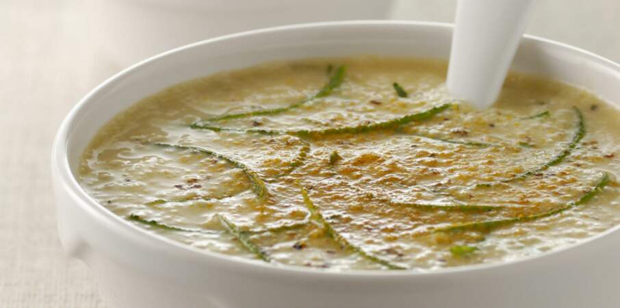 Soupe de courgette au curry