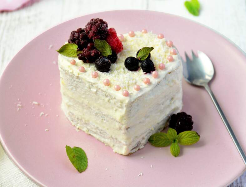 Layer cake vegan aux fruits rouges