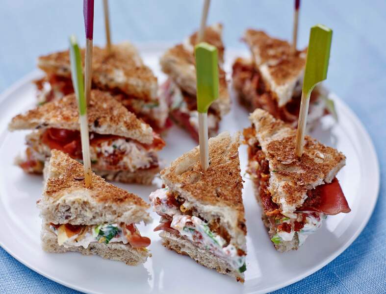 Mini-clubs sandwichs au jambon cru