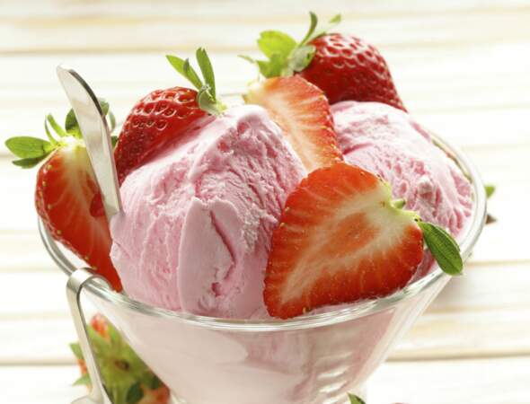 Glace au yaourt et aux fraises