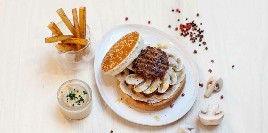 Burger parisien aux champignons de Julia Sedefdjian