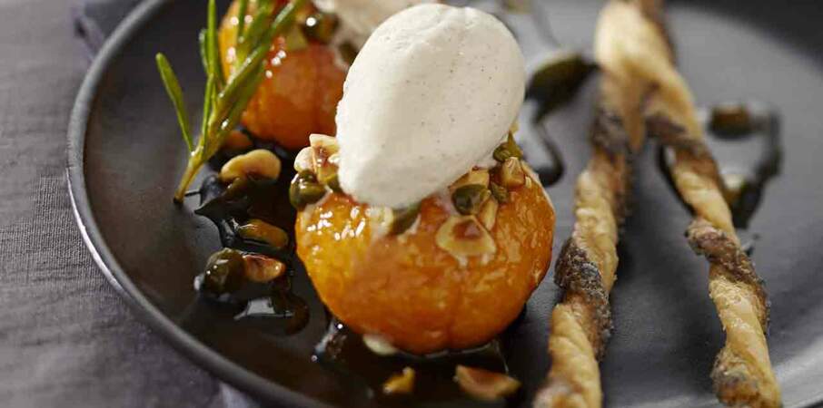Dessert d'Hélène Darroze : Mandarines rôties aux fruits secs