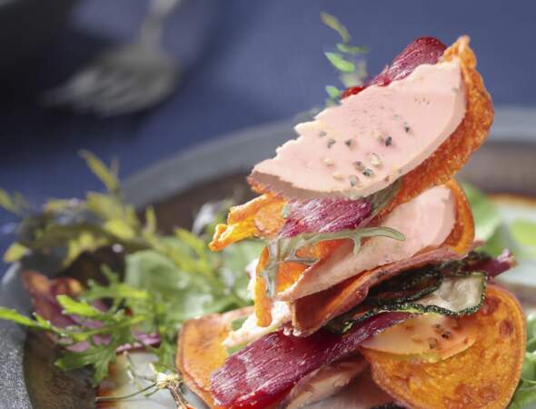 Millefeuille de foie gras et magret fumé aux légumes confits